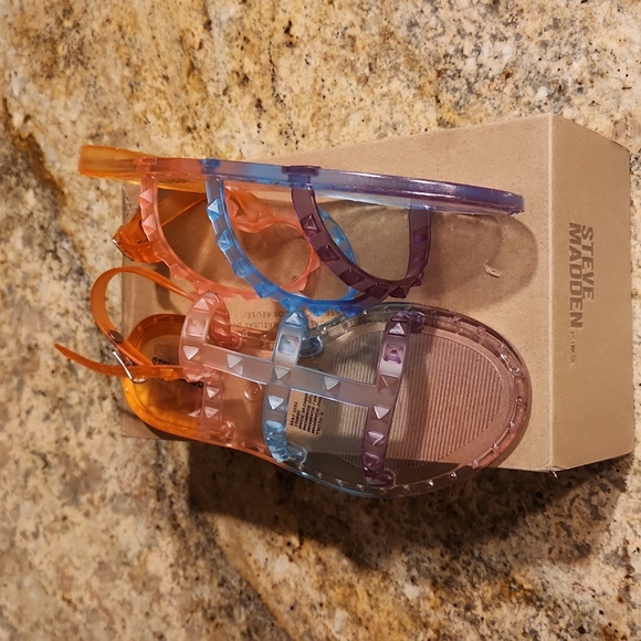 Steve Madden, Jelly Rainbow Gladiator Sandal Shoes.  NEW! - Picture 10 of 16